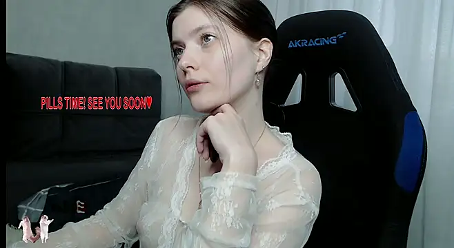 cute elfy  online show from 02-23-26, 01:23