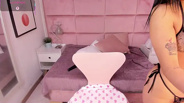 Janah Myers online show from 10-07-25, 01:12