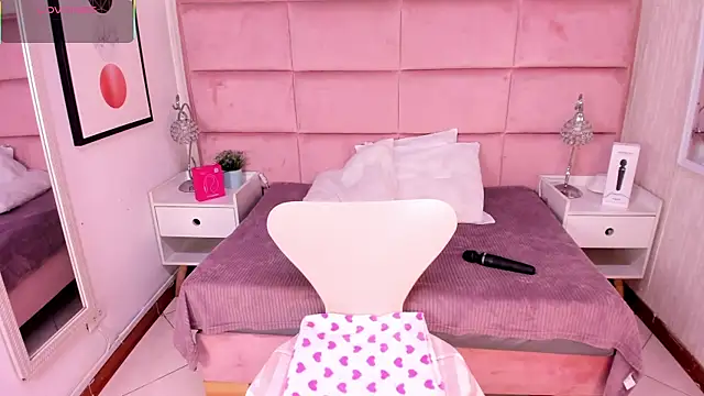 Janah Myers online show from 12-04-25, 12:48