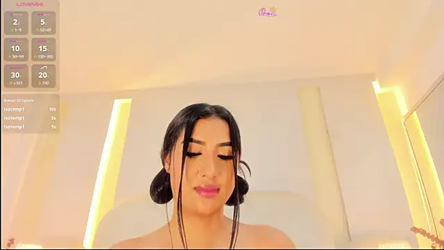 SalomeeBell online show from 06-11-26, 12:32