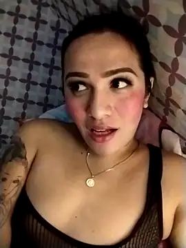 enoria1992 online show from 12-19-25, 05:54