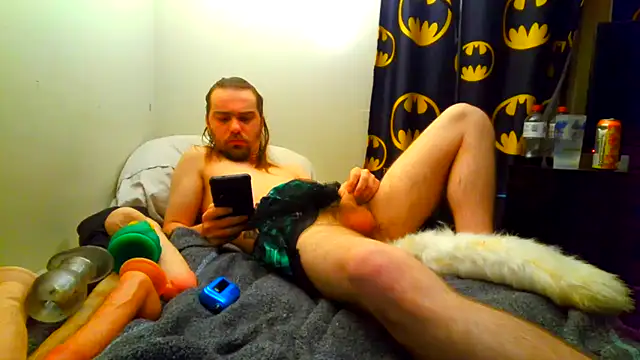 Snapshot of Johnnytailplug chatting on 11-24-25, 05:29 Johnnytailplug online show from 11-24-25, 05:29