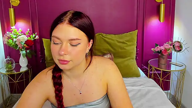 LizyBex online show from 10-15-25, 12:24