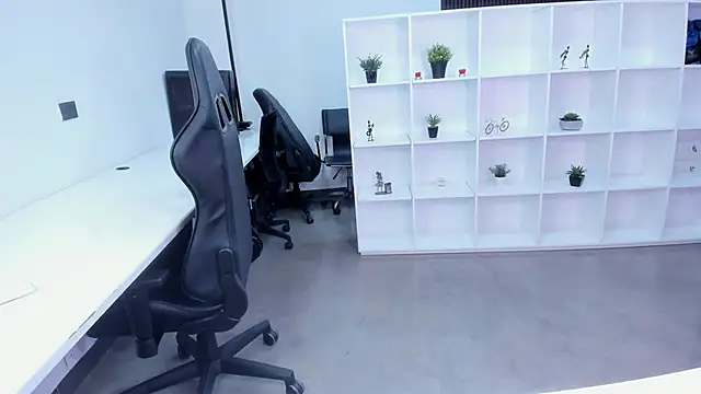 megan bigboobs  online show from 11-02-25, 11:26