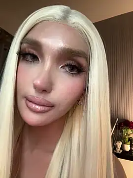 EmeraldGreyson online show from 04-16-26, 08:59