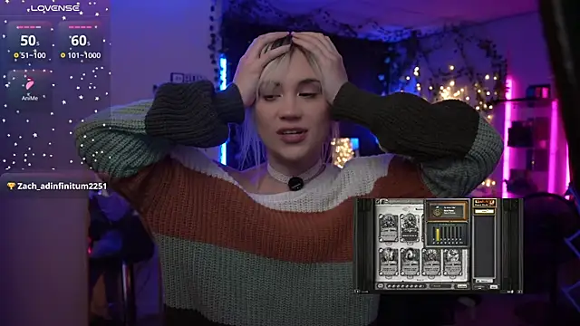 littlelune online show from 11-17-25, 01:20