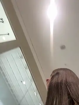 Isabella21  online show from 11-07-25, 09:52