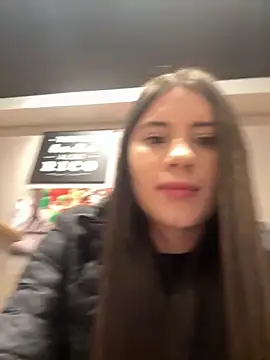 Isabella21  online show from 10-15-25, 11:24
