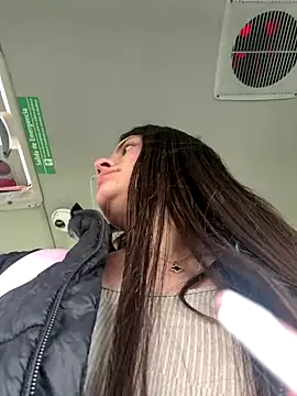 Isabella21  online show from 10-30-25, 09:11