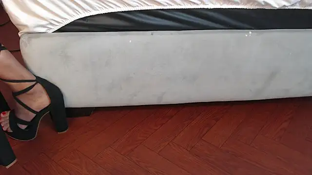 LorenBeiker- online show from 11-29-25, 11:32