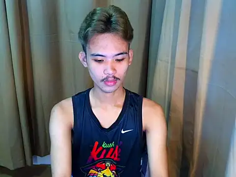 Urasiancumboix online show from 06-21-26, 06:03