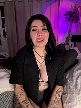 Draculona-666 online show from 10-15-25, 04:22