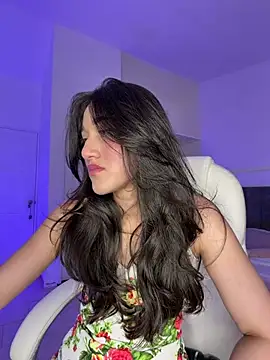 Snapshot of julieta_jhonss chatting on 05-09-26, 02:37 julieta jhonss online show from 05-09-26, 02:37