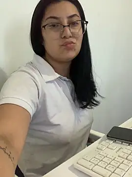 Velma star online show from 10-25-25, 11:09