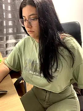 Velma star online show from 09-27-25, 11:38