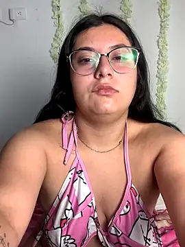 Velma star online show from 12-22-25, 11:43