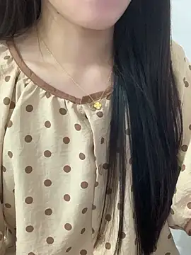 Snapshot of JennyQueen18 chatting on 04-15-26, 06:30 JennyQueen18 online show from 04-15-26, 06:30