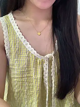 Snapshot of JennyQueen18 chatting on 04-03-26, 06:42 JennyQueen18 online show from 04-03-26, 06:42