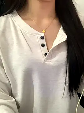 Snapshot of JennyQueen18 chatting on 11-27-25, 07:14 JennyQueen18 online show from 11-27-25, 07:14