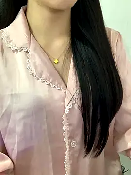 Snapshot of JennyQueen18 chatting on 11-20-25, 04:07 JennyQueen18 online show from 11-20-25, 04:07