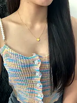 Snapshot of JennyQueen18 chatting on 12-03-25, 04:13 JennyQueen18 online show from 12-03-25, 04:13