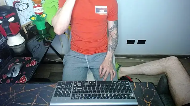 bossking017 online show from 09-22-25, 06:41