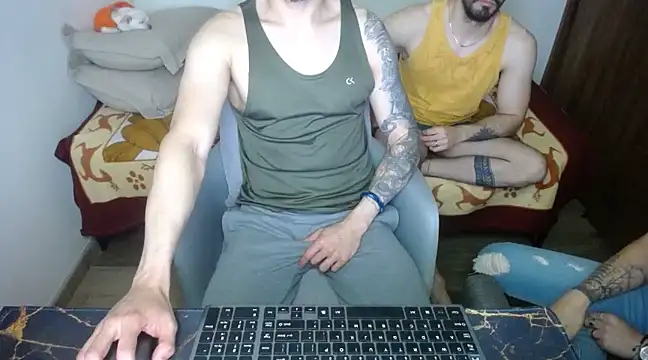 bossking017 online show from 03-21-25, 05:02