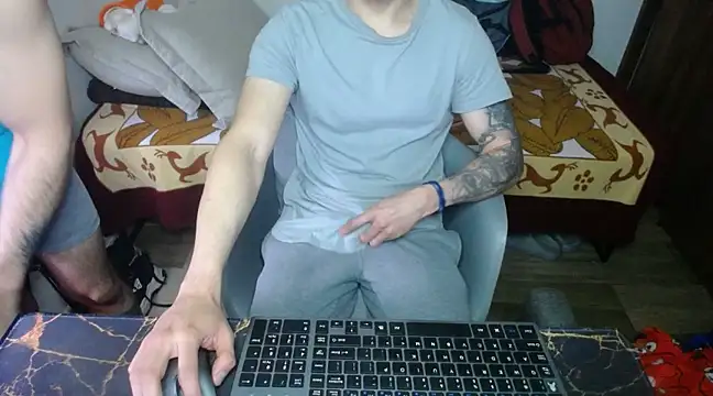 bossking017 online show from 03-14-25, 01:57