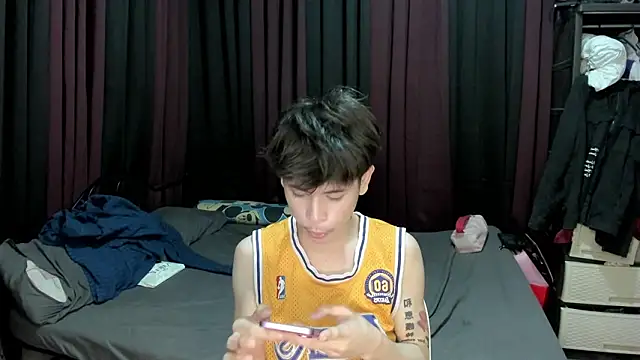 hotfreshdior online show from 01-07-26, 06:13