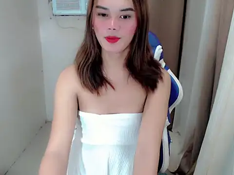 Snapshot of Ur_Goddes_Barbie chatting on 06-06-26, 05:34 Ur Goddes Barbie online show from 06-06-26, 05:34