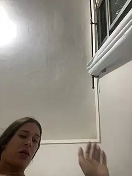 Isabelaa  online show from 03-26-26, 01:59