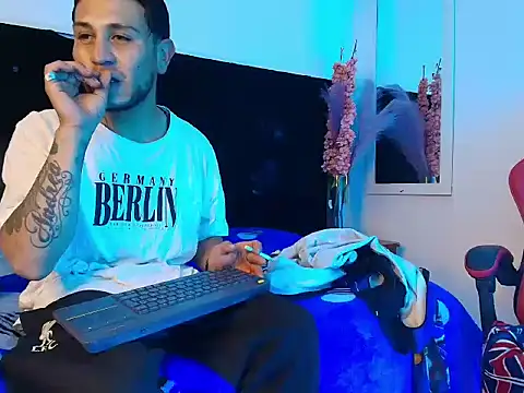 Thonixxx mr online show from 03-06-26, 03:45