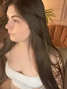 Lovely Waifu online show from 04-18-26, 02:30