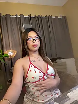 Nyxie luxx online show from 04-02-26, 01:07