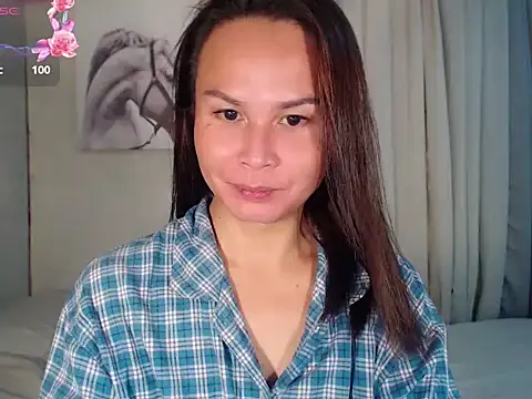 holly bitch online show from 01-12-26, 02:18