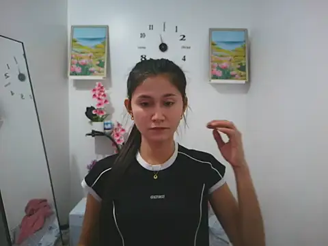 anne smithe online show from 12-05-25, 05:28