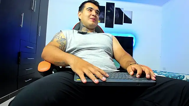 thiago  cp01 online show from 02-07-26, 04:20