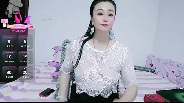 Snapshot of alinmeng chatting on 05-15-26, 11:08 alinmeng online show from 05-15-26, 11:08
