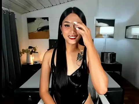 CallaWang online show from 04-05-26, 03:40