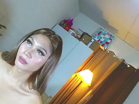 kittygurl124 online show from 07-04-26, 10:03