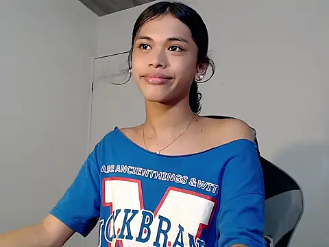 urcurlydiva online show from 12-17-25, 06:29