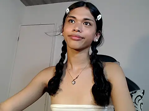 urcurlydiva online show from 11-13-25, 05:44