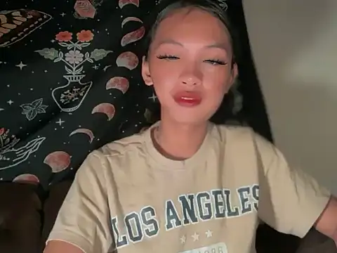 Simi Ipit online show from 02-27-26, 01:17