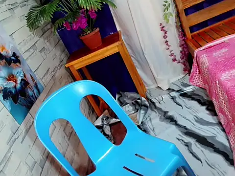 Simi Ipit online show from 06-14-26, 07:59