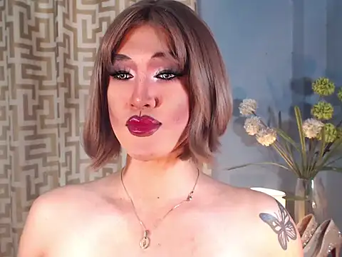 AleinaCroft online show from 04-07-26, 02:30