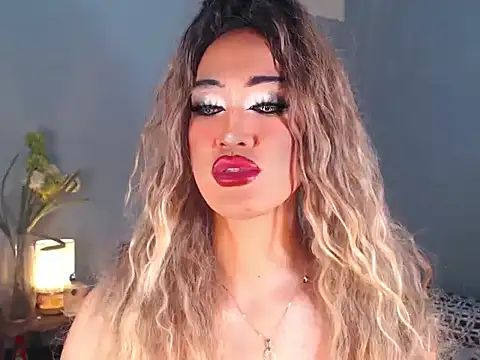 AleinaCroft online show from 12-05-25, 02:43