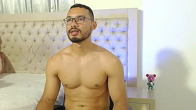 marcusblade online show from 11-25-25, 01:28