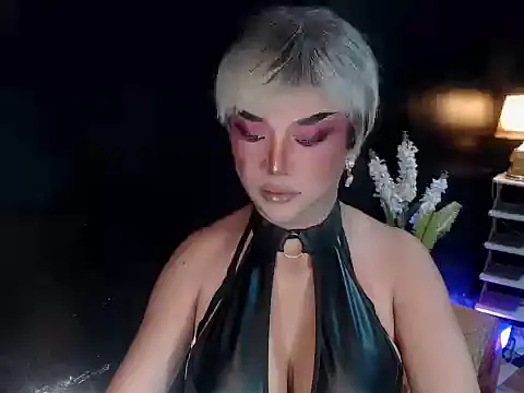 xAuroraRobinsx online show from 05-14-26, 06:16