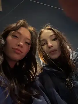 SnappyHappy online show from 11-19-25, 02:39