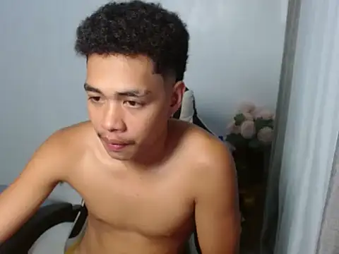 Snapshot of curlyasian_njxx chatting on 05-09-26, 04:16 curlyasian njxx online show from 05-09-26, 04:16
